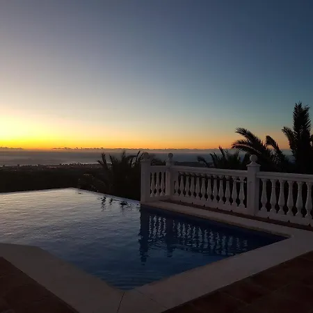 Manana Oda ve Kahvaltı Mijas