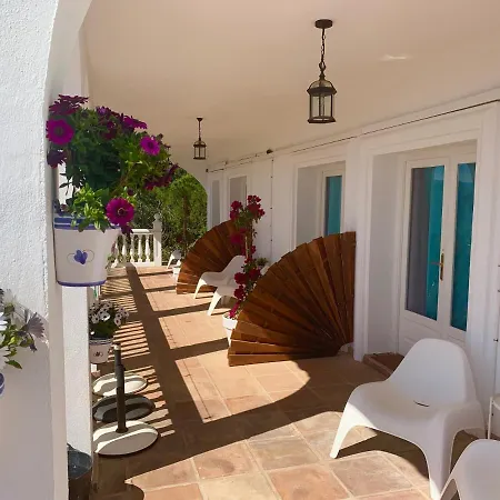Manana Bed & Breakfast
