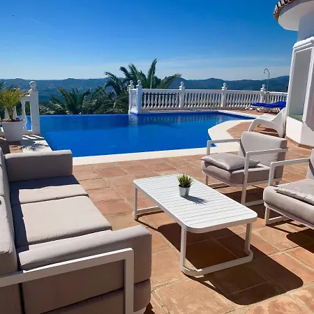 Manana 4*